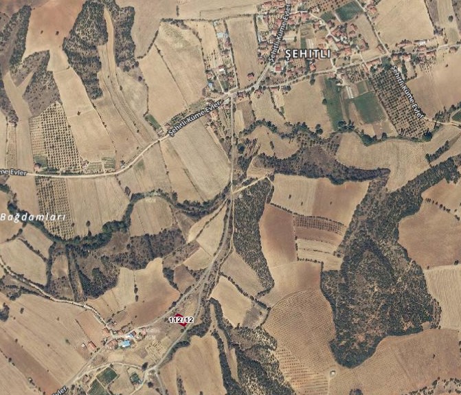 UŞAK EŞME ŞEHİTLİ KÖYÜNDE 617 M² ARSA SATILIKTIR - UŞAK EŞME fotoğraf 3